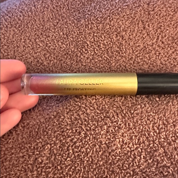 Laura Geller Lip Frosting - Berry. Brand new - Picture 2 of 4